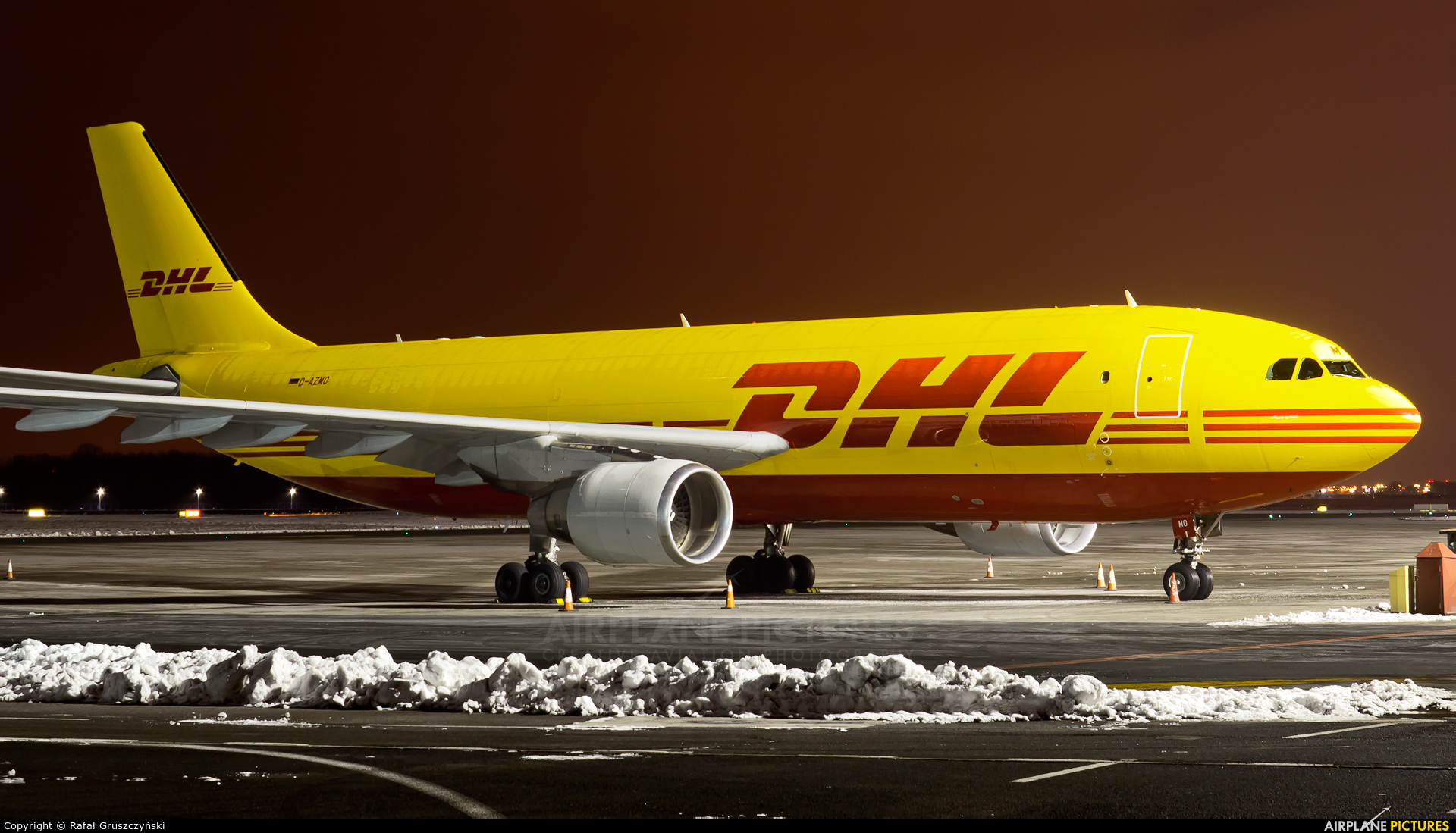 DHL Cargo D-AZMO aircraft at Warsaw - Frederic Chopin