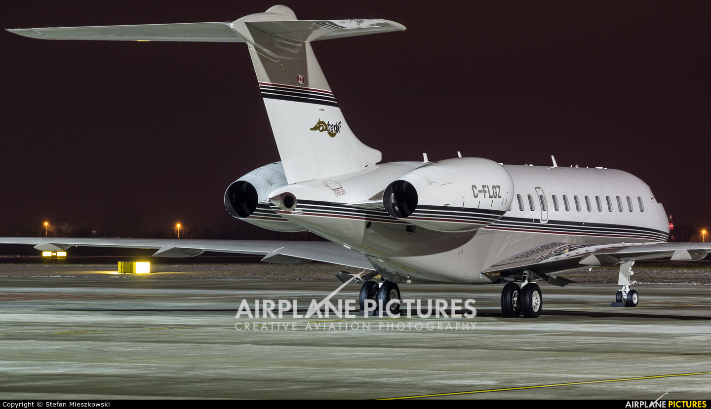 Private C-FLGZ aircraft at Warsaw - Frederic Chopin