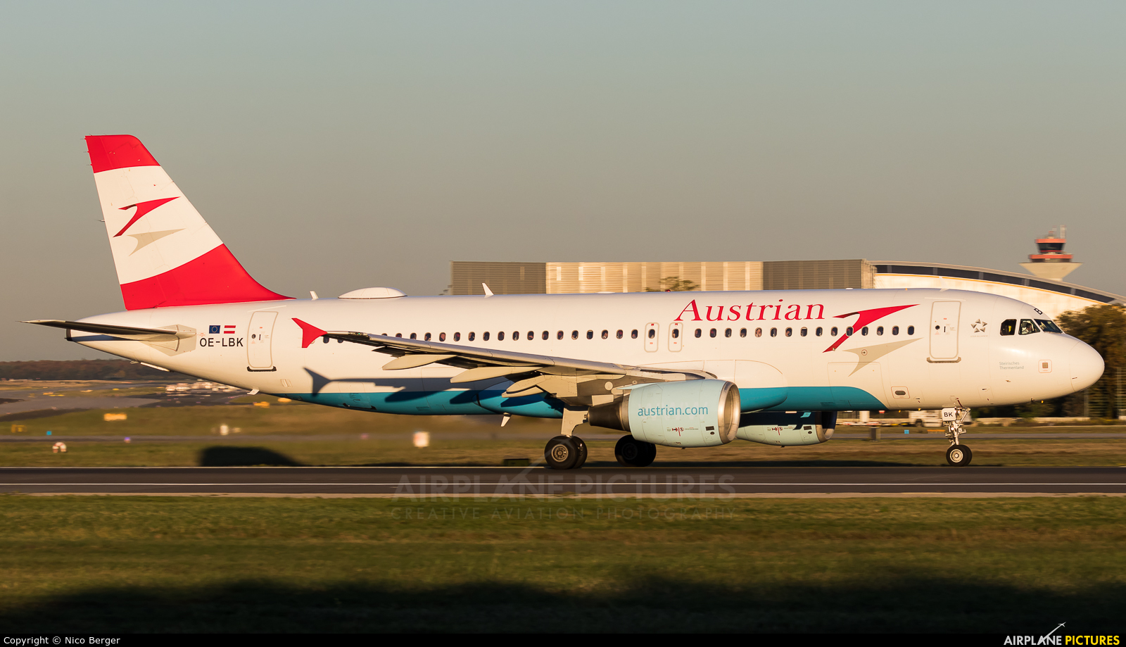 Austrian Airlines/Arrows/Tyrolean OE-LBK aircraft at Frankfurt