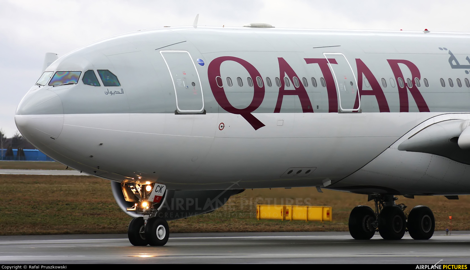 Qatar Airways A7-ACK aircraft at Warsaw - Frederic Chopin