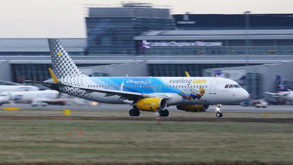 EC-MLE - Vueling Airlines Airbus A320