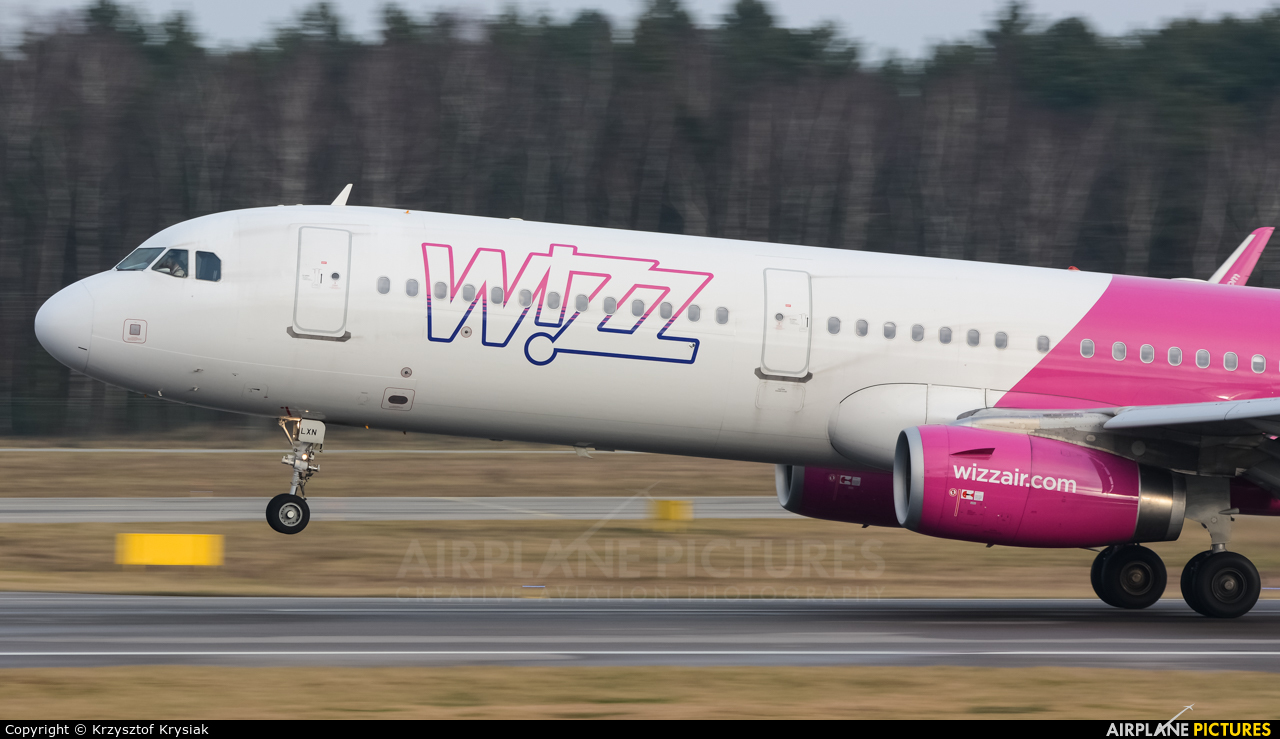 Wizz Air HA-LXN aircraft at Gdańsk - Lech Wałęsa