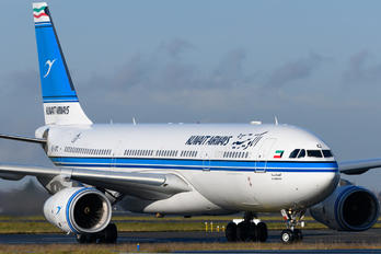 9K-APC - Kuwait Airways Airbus A330-200