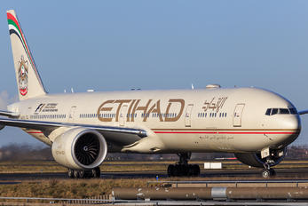 A6-ETS - Etihad Airways Boeing 777-300ER