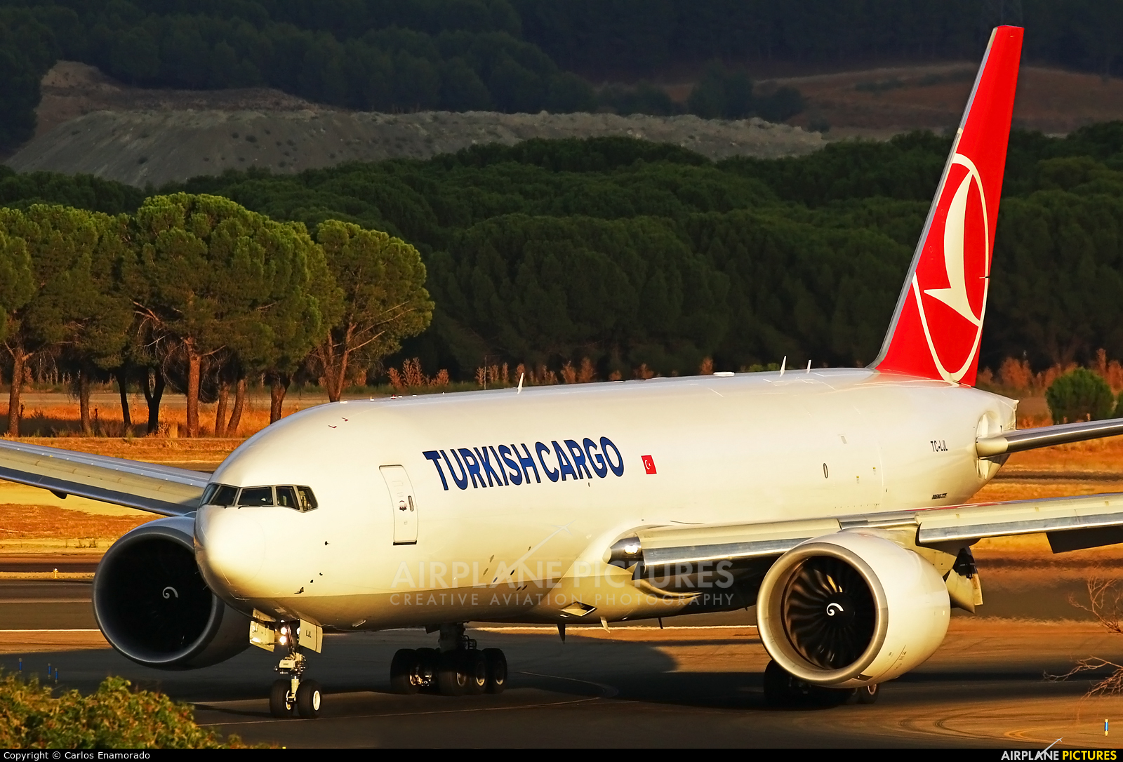 Turkish Cargo TC-LJL aircraft at Madrid - Barajas