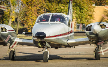 YU-BZW - Private Piper PA-34 Seneca