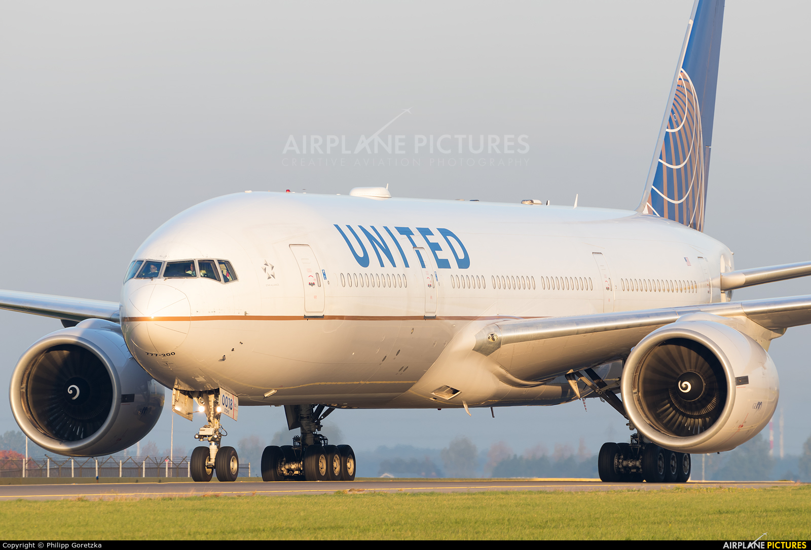 United Airlines N37018 aircraft at Amsterdam - Schiphol