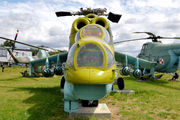 4004 - Poland - Army Mil Mi-24D aircraft
