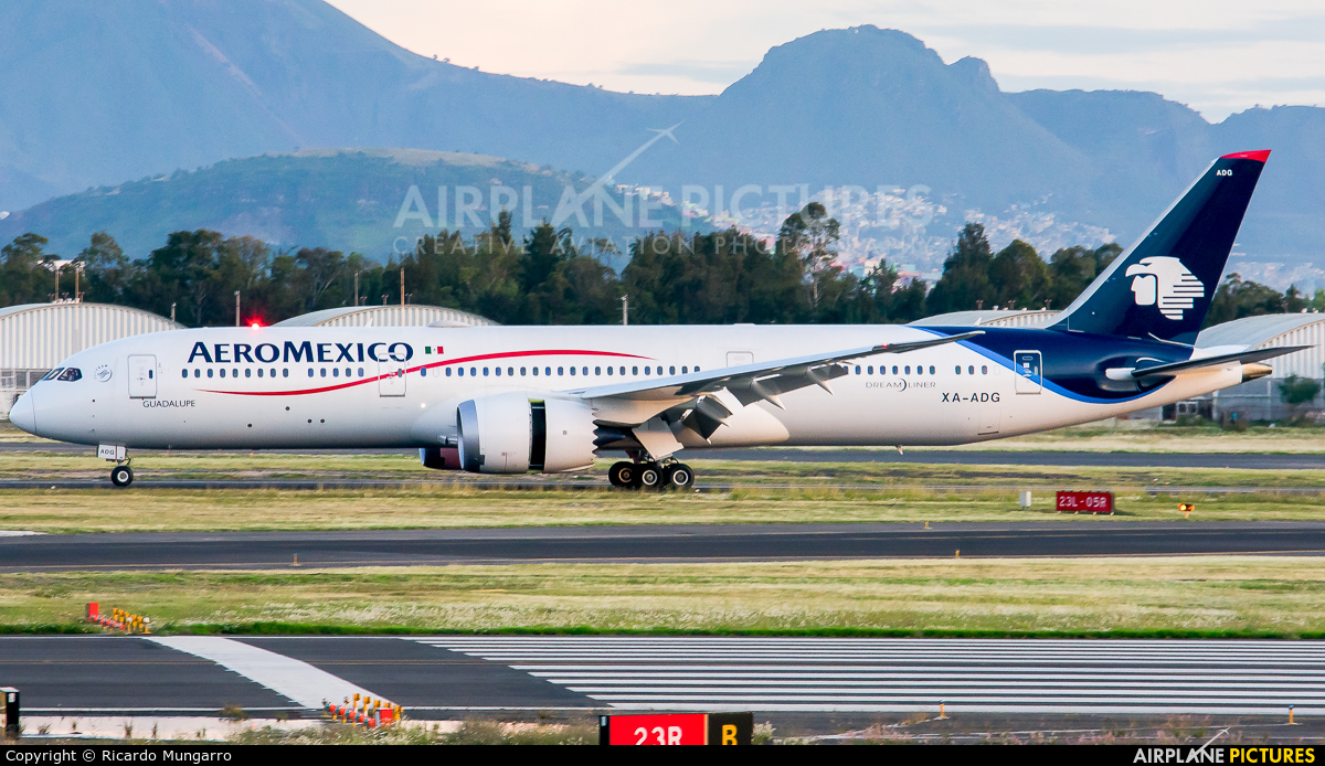 Aeromexico XA-ADG aircraft at Mexico City - Licenciado Benito Juarez Intl