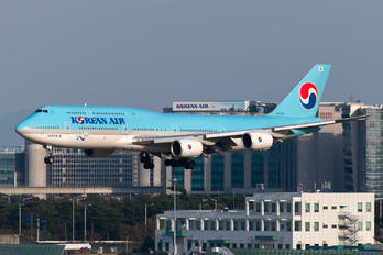 HL7631 - Korean Air Boeing 747-8