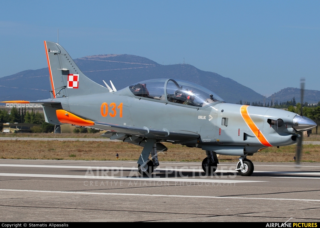 Poland - Air Force "Orlik Acrobatic Group" 031 aircraft at Tanagra