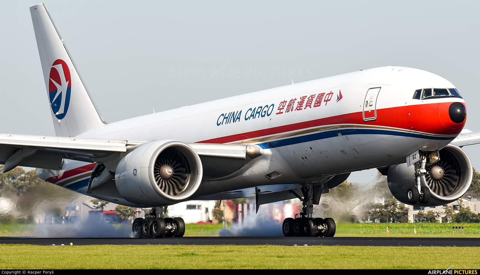 China Cargo B-2082 aircraft at Amsterdam - Schiphol