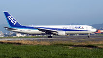 ANA - All Nippon Airways JA610A image
