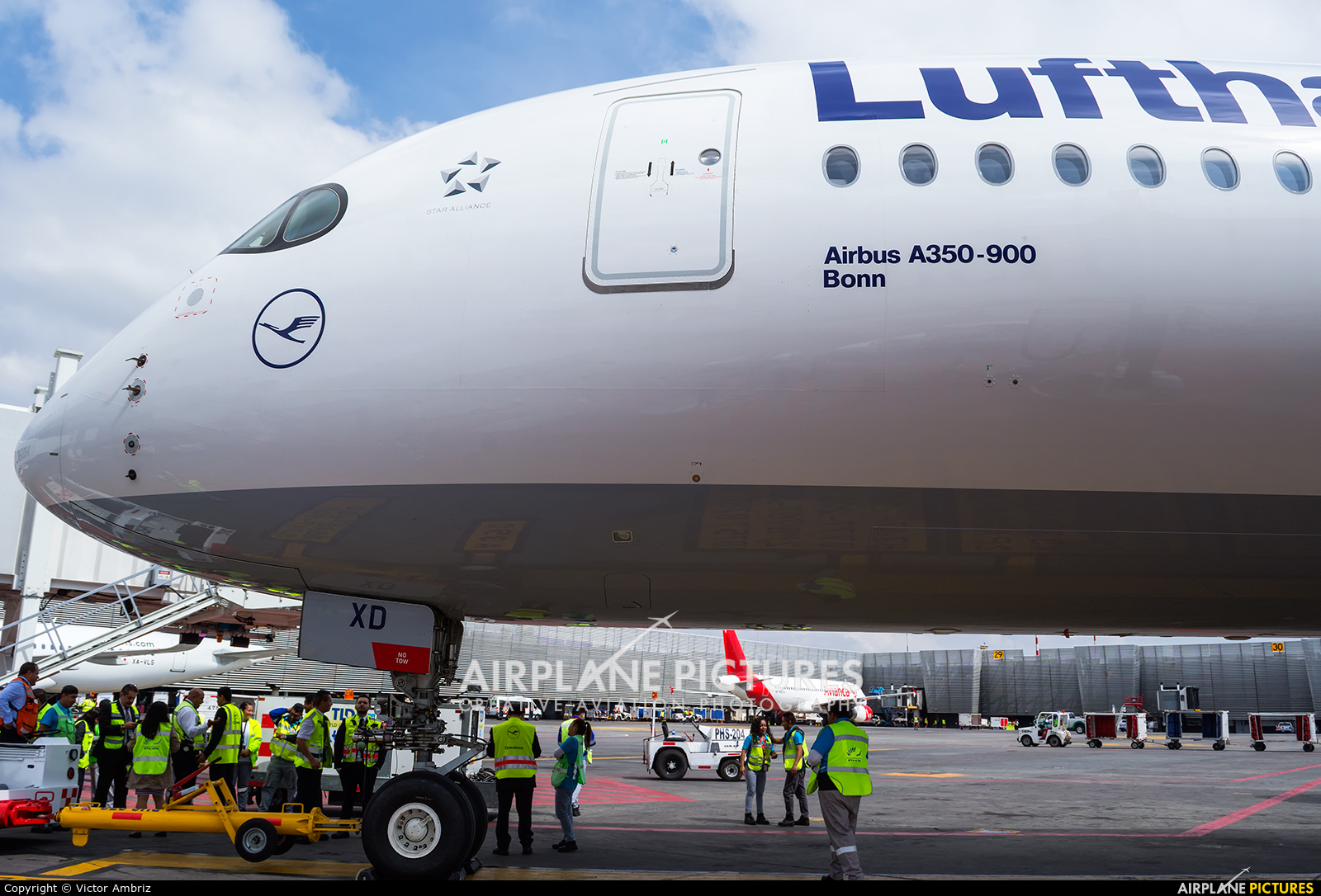 Lufthansa D-AIXD aircraft at Mexico City - Licenciado Benito Juarez Intl
