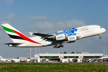 A6-EOQ - Emirates Airlines Airbus A380
