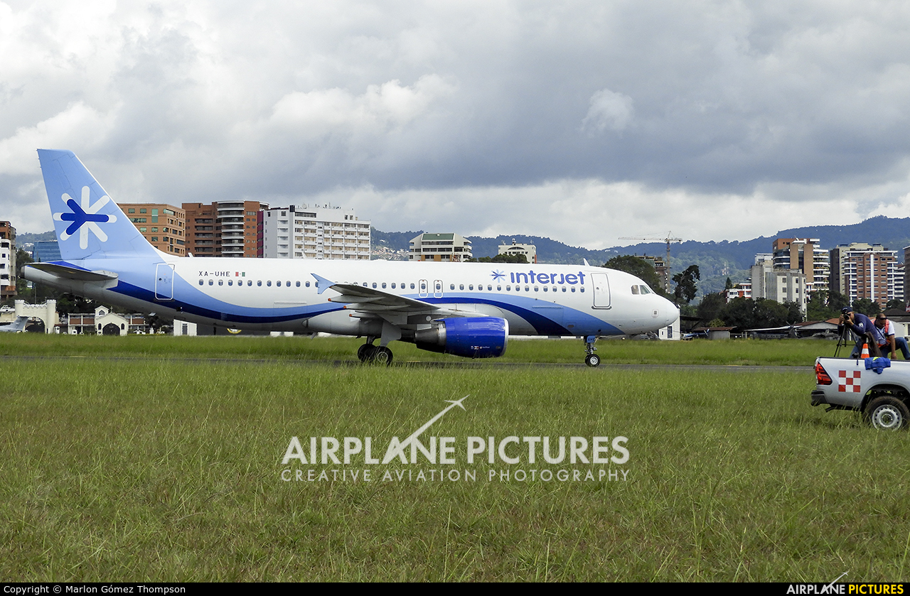 Interjet XA-UHE aircraft at Guatemala - La Aurora
