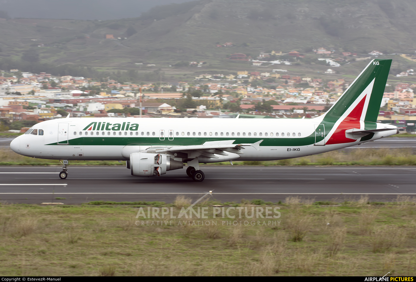 Alitalia EI-IKG aircraft at Tenerife Norte - Los Rodeos