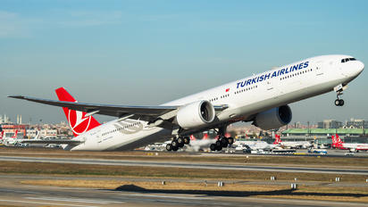TC-LJH - Turkish Airlines Boeing 777-300ER
