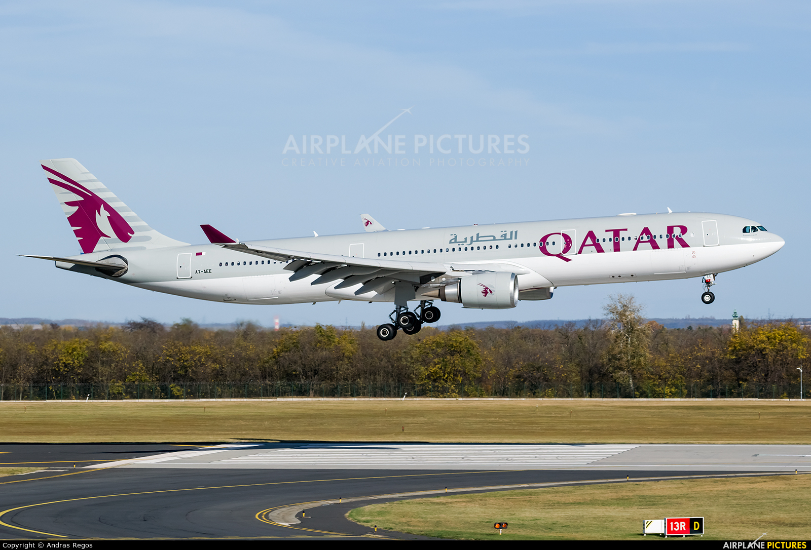 Qatar Airways A7-AEE aircraft at Budapest Ferenc Liszt International Airport