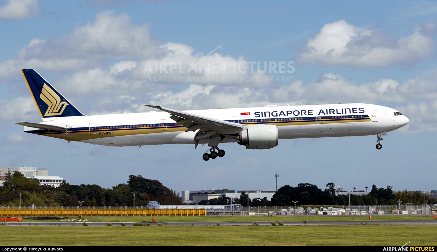 Singapore Airlines 9V-SWK aircraft at Tokyo - Narita Intl