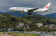 JA008D - JAL - Japan Airlines Boeing 777-200 aircraft