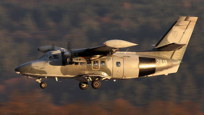 2818 - Slovakia -  Air Force LET L-410UVP-E20 Turbolet