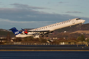 EI-FPE - SAS - Scandinavian Airlines Canadair CL-600 CRJ-900