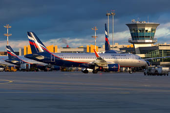 VP-BII - Aeroflot Airbus A320