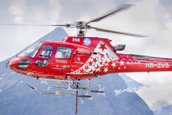 HB-ZVS - Air Zermatt Aerospatiale AS350 Ecureuil / Squirrel