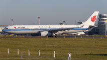 Air China B-5919 image