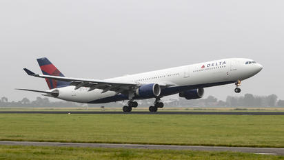 N803NW - Delta Air Lines Airbus A330-300