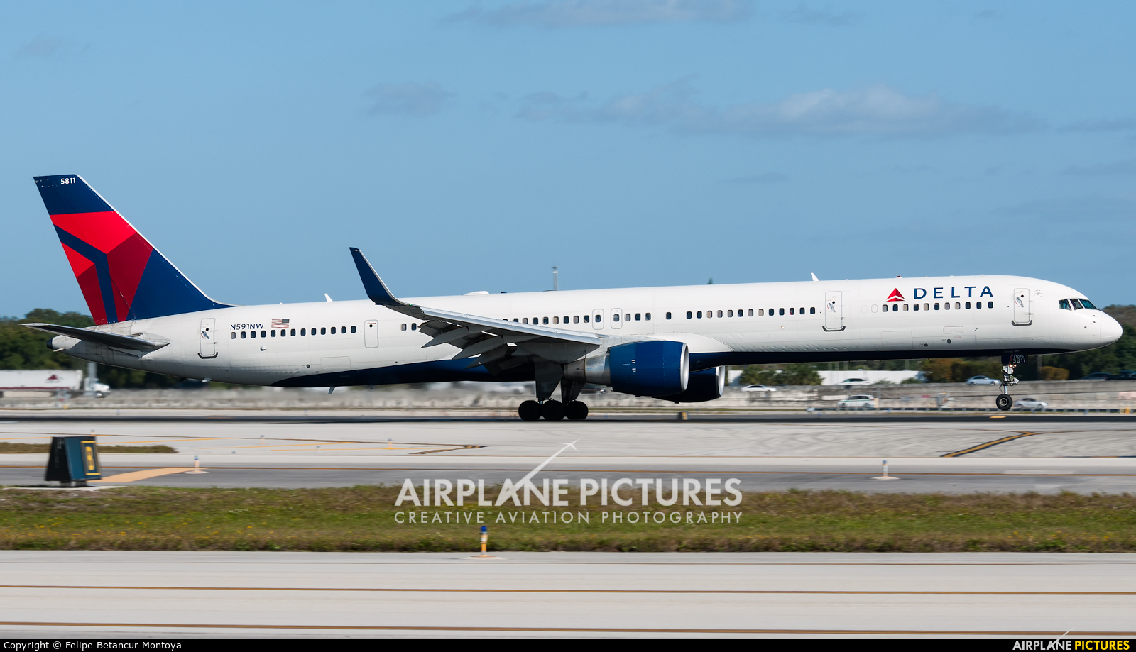 N591NW - Delta Air Lines Boeing 757-300 at Fort Lauderdale - Hollywood