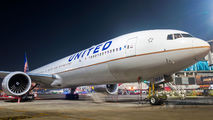 N2333U - United Airlines Boeing 777-300ER aircraft
