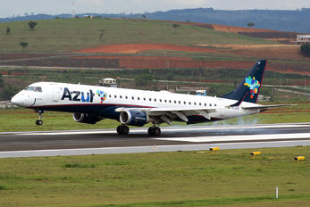 PR-AUB - Azul Linhas Aéreas Embraer ERJ-195 (190-200)