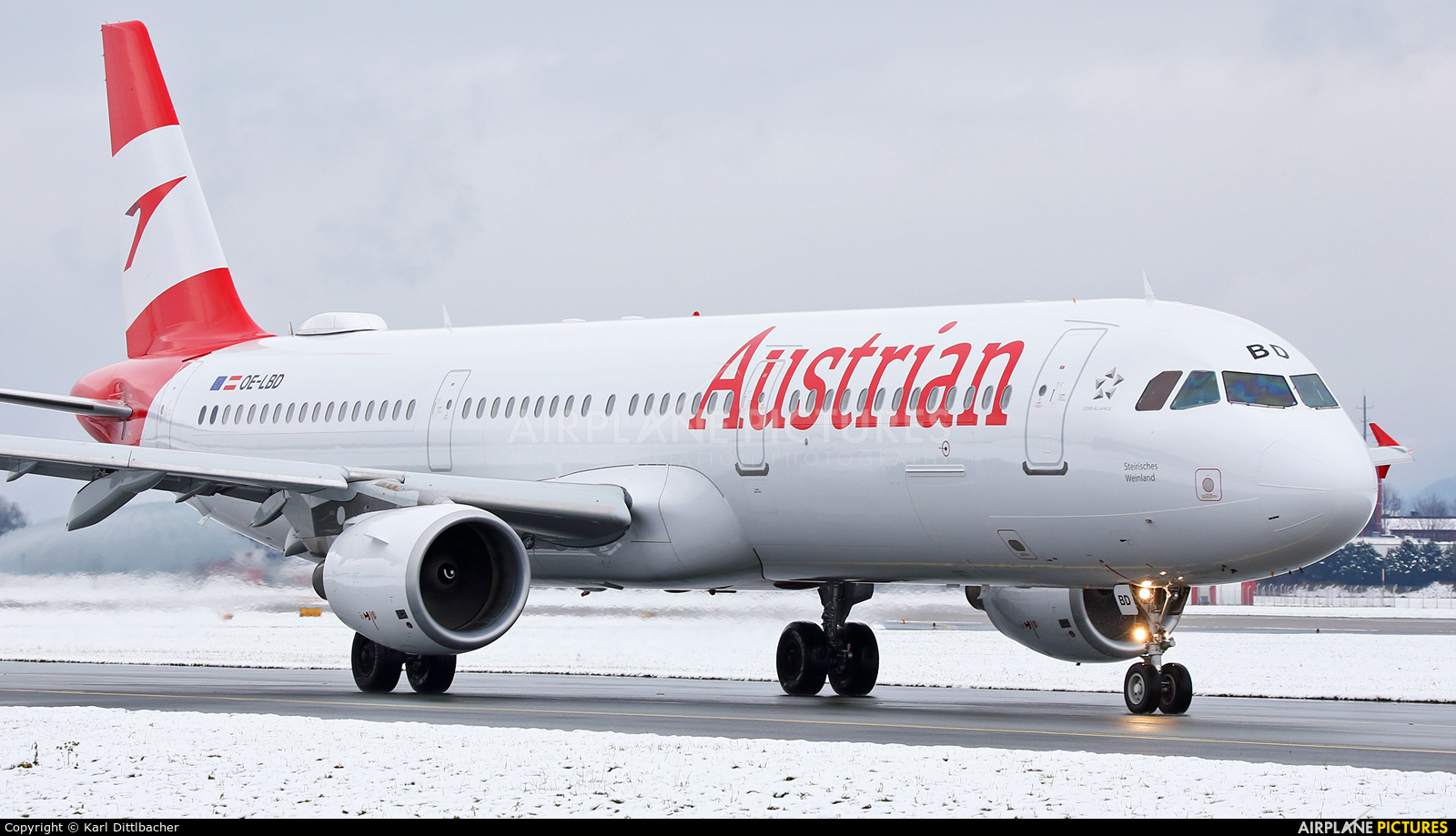 Austrian Airlines/Arrows/Tyrolean OE-LBD aircraft at Salzburg