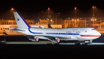 10001 - Korea (South) - Air Force Boeing 747-400
