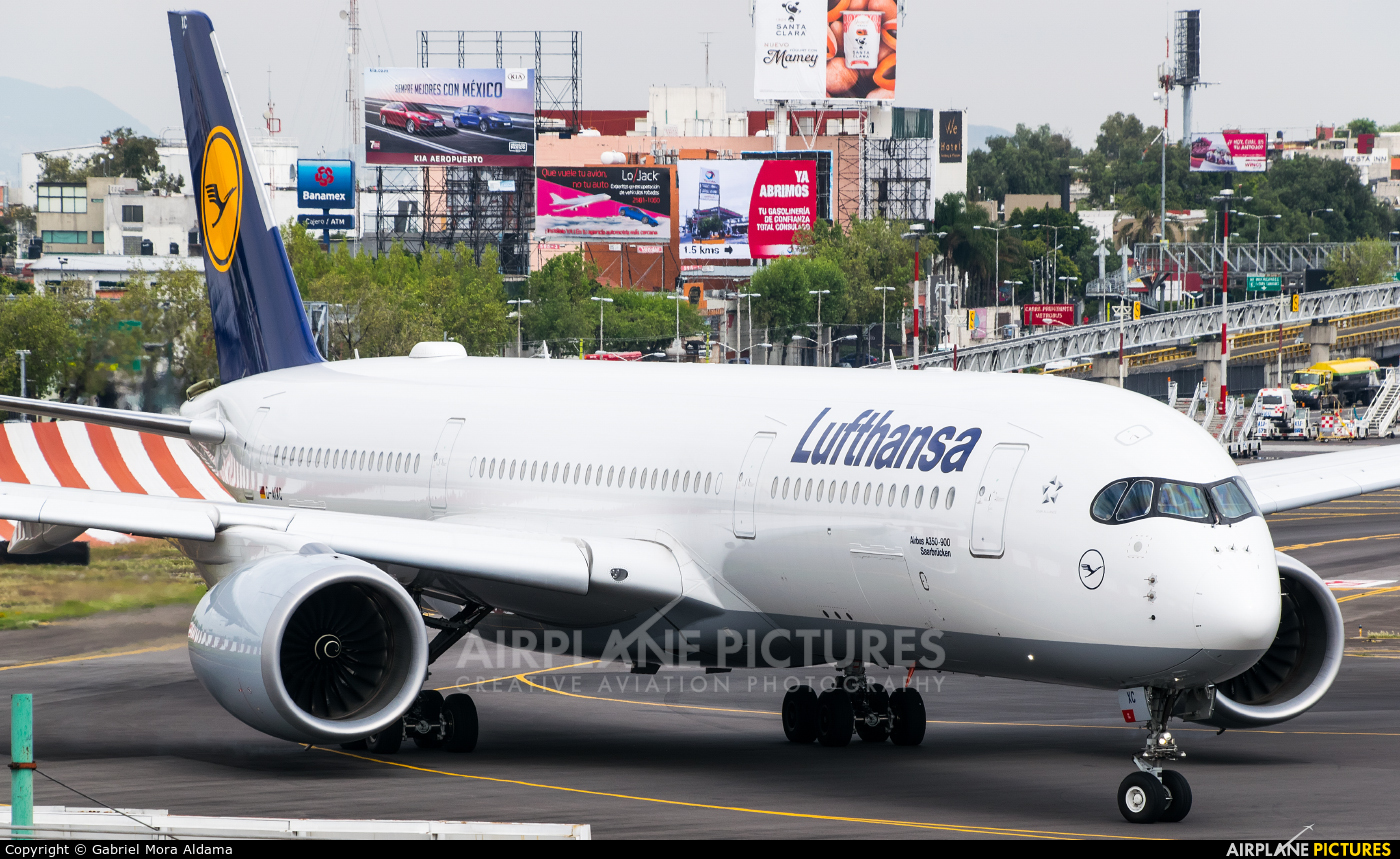 Lufthansa D-AIXC aircraft at Mexico City - Licenciado Benito Juarez Intl