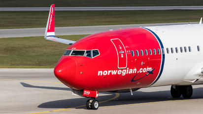 LN-DYP - Norwegian Air Shuttle Boeing 737-800