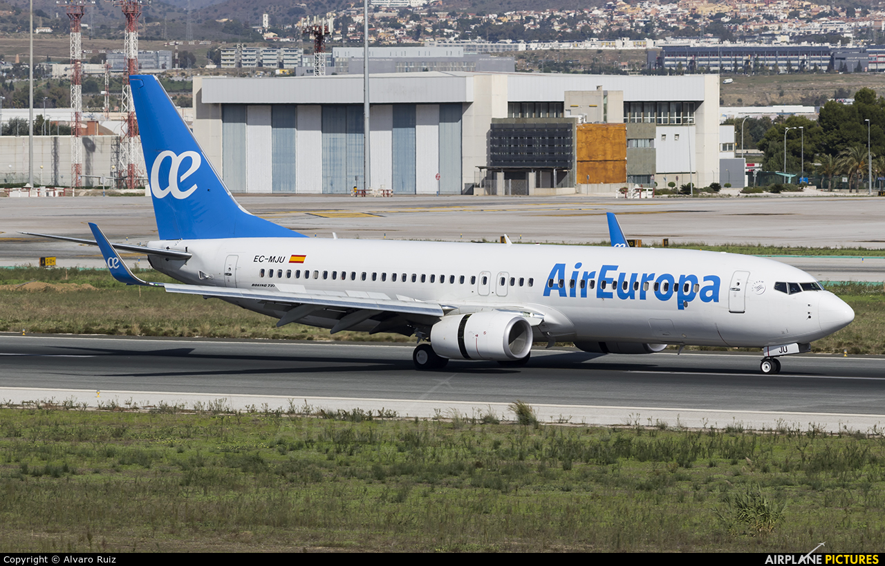 EC-MJU - Air Europa Boeing 737-800 at Málaga | Photo ID 1130844 ...