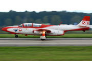 3H-2006 - Poland - Air Force: White & Red Iskras PZL TS-11 Iskra aircraft