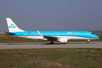 PH-EXV - KLM Cityhopper Embraer ERJ-190 (190-100)