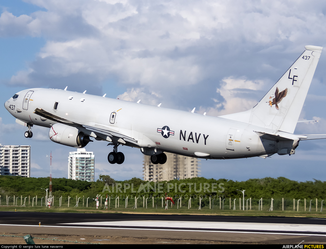 USA - Navy 168437 aircraft at Cartagena - Rafael Núñez