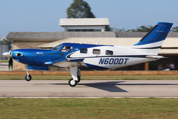 N600DT - Private Piper M600