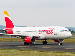 EC-MBU - Iberia Express Airbus A320