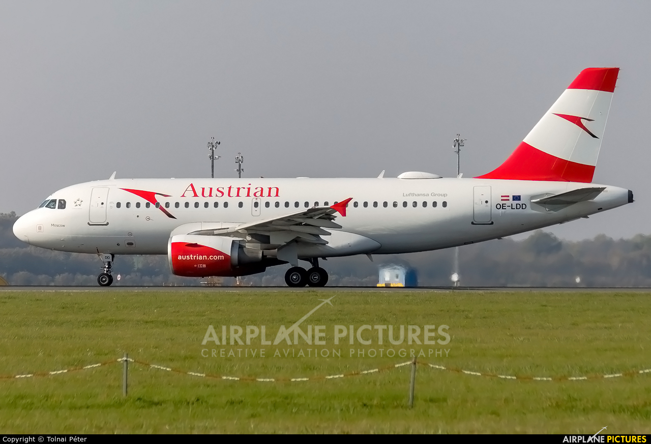Austrian Airlines/Arrows/Tyrolean OE-LDD aircraft at Vienna - Schwechat