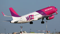 Wizz Air HA-LYD image
