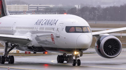 C-FVLQ - Air Canada Boeing 787-9 Dreamliner