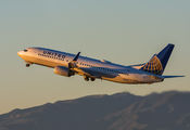 N78511 - United Airlines Boeing 737-800 aircraft