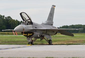 00-0221 - USA - Air Force Lockheed Martin F-16CM