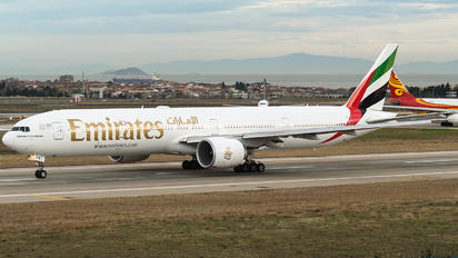 A6-EPN - Emirates Airlines Boeing 777-31H(ER)
